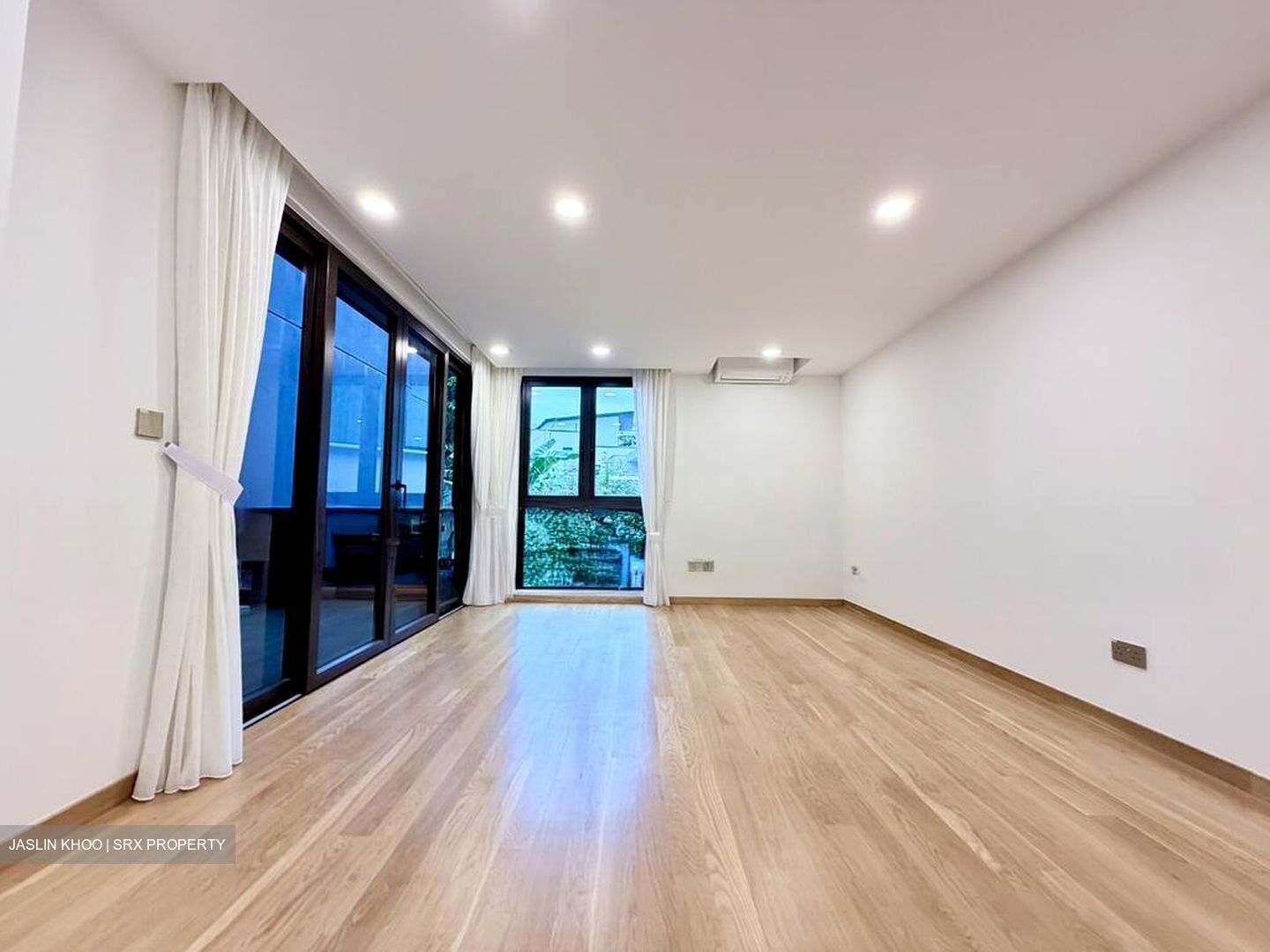 Fernhill Road (D10), Semi-Detached #514918461
